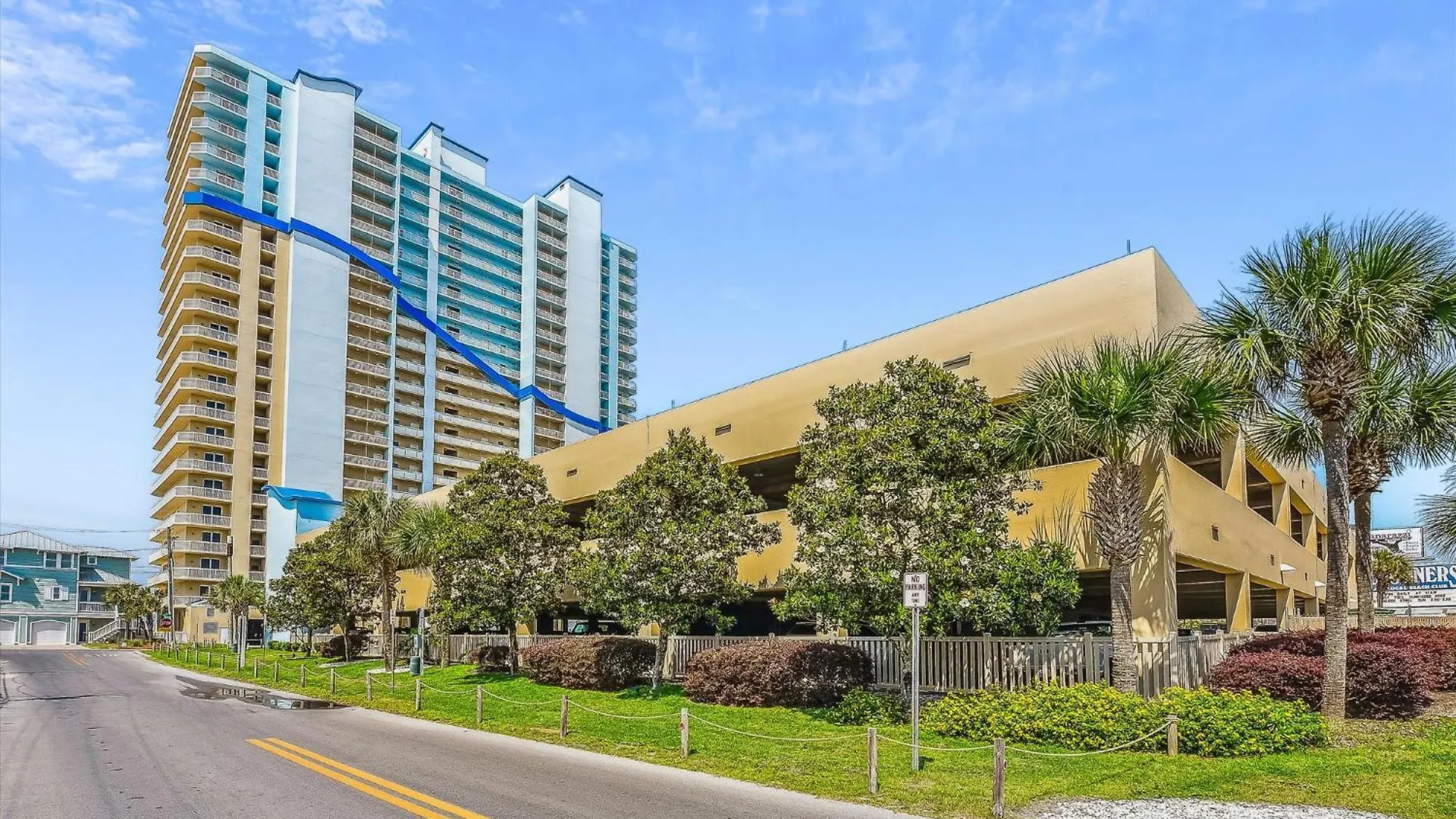 Seychelles Resort Condominium #1904 By Book That Condo Panama City Beach Holiday home